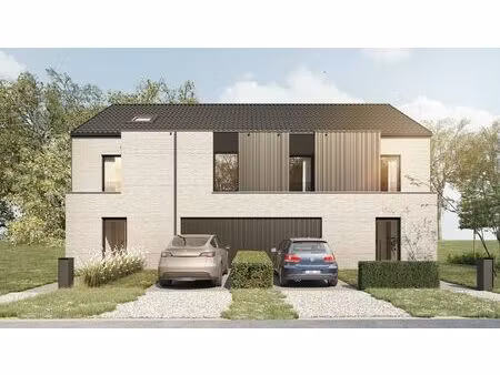 moderne  halfopen woning