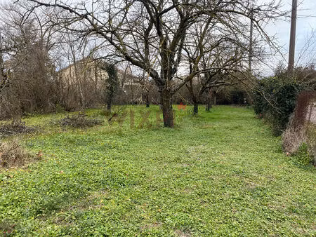 terrain constructible 600 m²