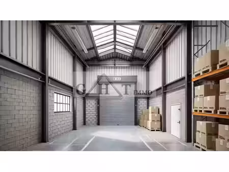 entrepot/bureaux 351m² a louer noisy-le-grand
