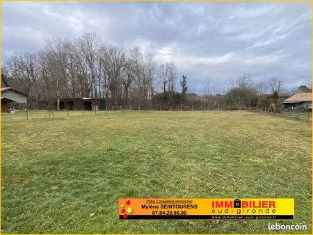 terrain 1123 m² roaillan