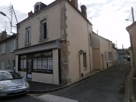 vente commerce 150 m² issoudun (36100)