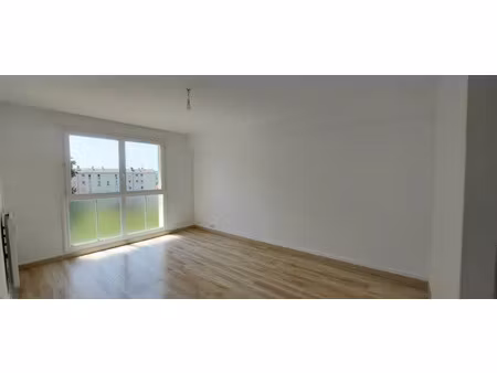 vente appartement 3 pièces 51 m² à etampes-sur-marne (02400)  64 000 €