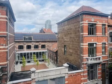 bureaux rénovés à vendre