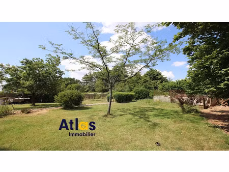 vente terrain 677 m² à vouille (79230)  37 000 €