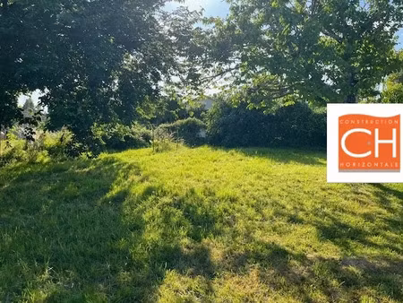 vente terrain 650 m² à coutras (33230)  50 000 €