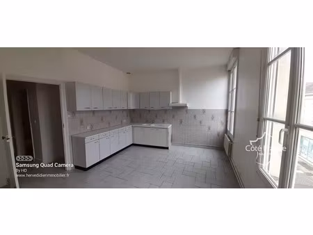 vente immeuble 270 m² à le lude (72800)  135 200 €