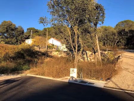 vente terrain à batir 585 m² à orange (84100)  130 000 €