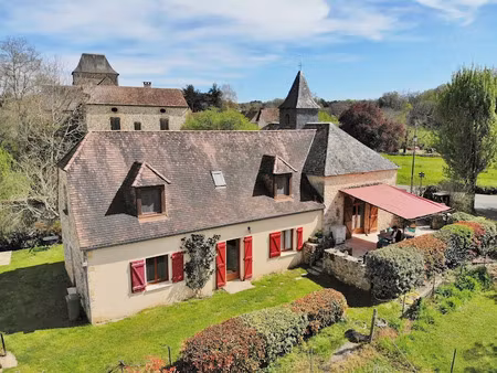 vente locaux professionnels 6 pièces 140 m² à gourdon (46300)  355 000 €