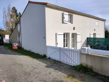 vente maison 9 pièces 156 m² à sainte-gemme-la-plaine (85400)  262 500 €