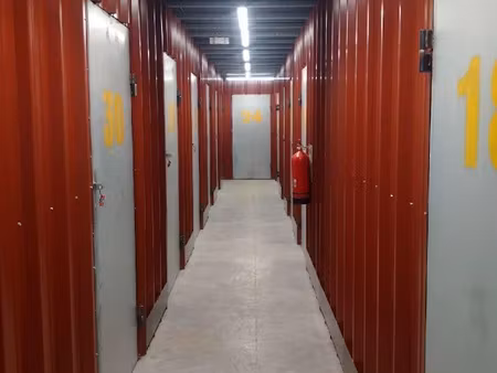 location parking 5 m² à les pennes-mirabeau (13170)  90 €