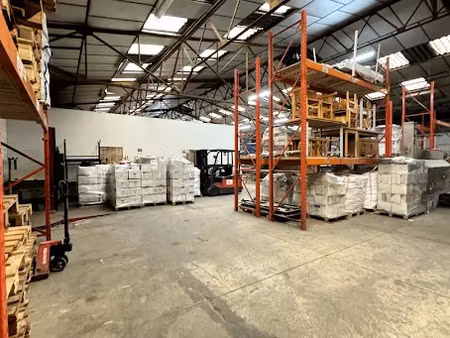 location locaux professionnels 1760 m² à chalons-en-champagne (51000)  6 884 €