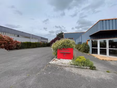 location locaux professionnels 800 m² à chalons-en-champagne (51000)  4 167 €