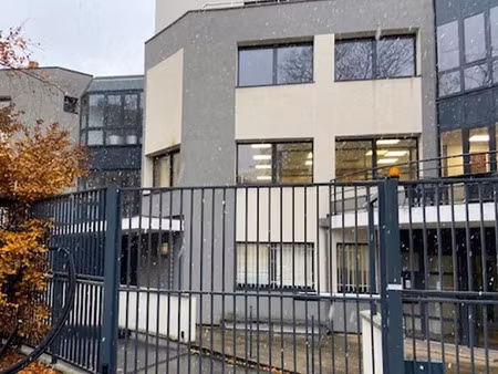 location locaux professionnels 148 m² à clichy (92110)  3 117 €