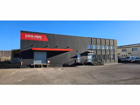 location locaux professionnels 2000 m² à longvic (21600)  102 000 €