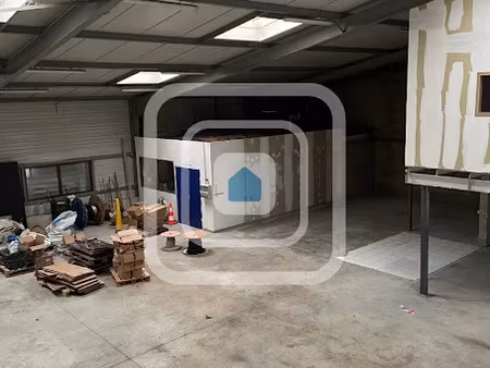 location locaux professionnels 642 m² à reims (51100)  4 823 €