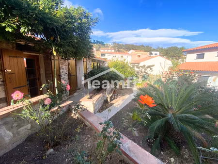 maison rénovée avec jardin  dépendances et cachet authentique