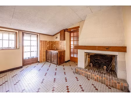 vente maison 4 pièces 88 m² à saint-jean-de-liversay (17170)  79 500 €