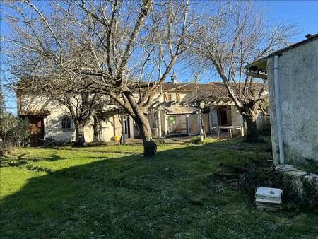 vente maison 8 pièces 256 m² montpellier-de-médillan (17260)