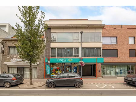 commercieel te koop in malle