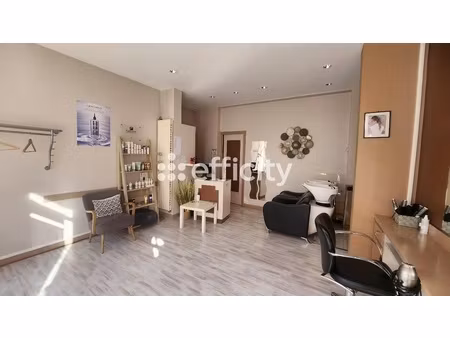 fonds de commerce - 70 m²