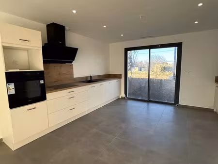 vente maison 4 pièces 95m2 ponteilla 66300 - 295000 € - surface privée
