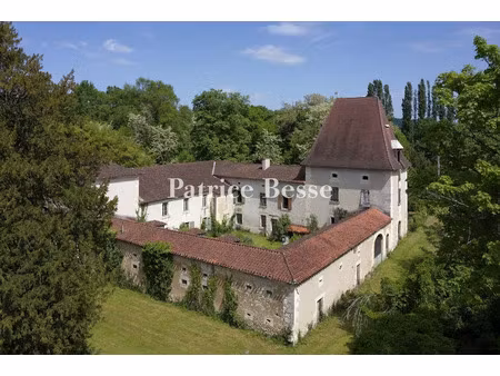 vente maison 17 pièces 633 m² à saint-astier (24110)  395 000 €