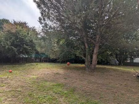 vente terrain à saint-brevin-les-pins (44250) : à vendre / 729m² saint-brevin-les-pins