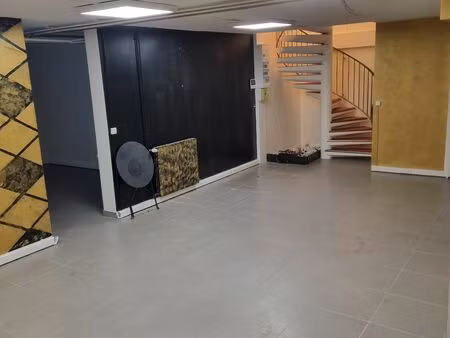 grand local surface bureaux ou professions liberales ou medicales