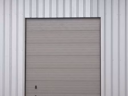 bâtiment professionnel  dépôt  hangar  local  entrepôt  atelier  garage  box