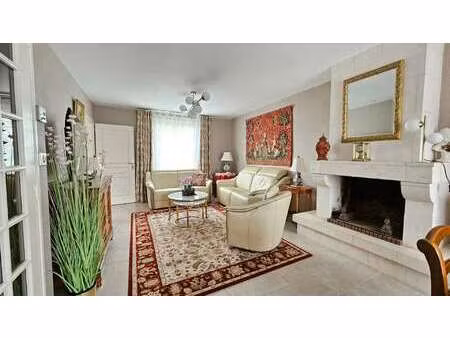 vente maison à chauray (79180) : à vendre / 148m² chauray