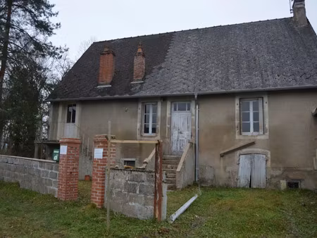vente maison 6 pièces 100 m² à charbonnat (71320)  45 000 €