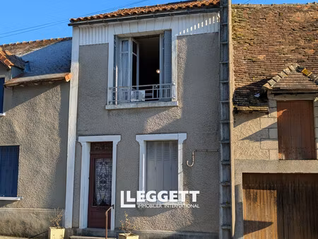maison 3 pièce(s)  lussac-les-églises