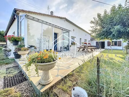 vente maison 4 pièces 130 m² à blasimon (33540)  295 290 €