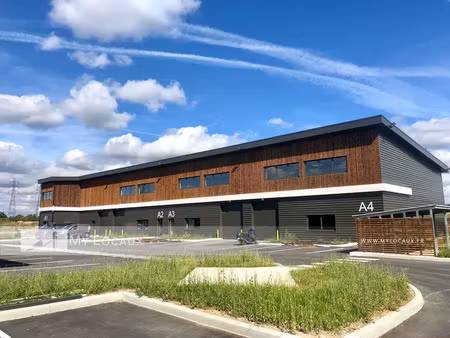 local d'activité 305m² - cormeilles en parisis