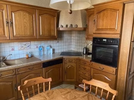 maison dans le centre du vernet