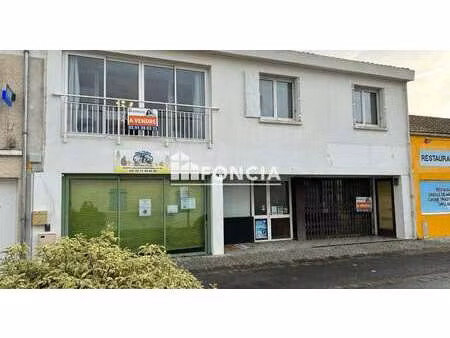 vente bureaux et commerces à barbâtre (85630) : à vendre / 47m² barbâtre