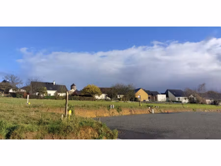 vente terrain à saint-georges-buttavent (53100) : à vendre / saint-georges-buttavent