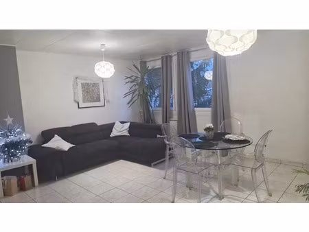 location meublée chambre 1 pièce 15 m² à fresnes (94260)  600 €