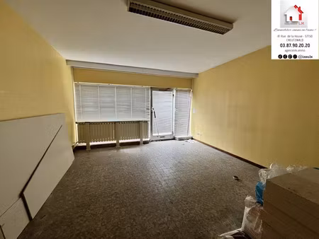 location locaux professionnels 76 m² à hombourg-haut (57470)  390 €