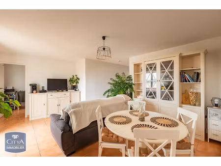 appartement à vendre 3 pièces 55.7 m² - carcassonne (11) - 71 500€