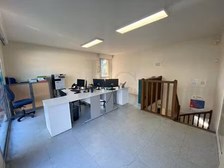 vente bureaux et commerces à flers (61100) : à vendre / 118m² flers