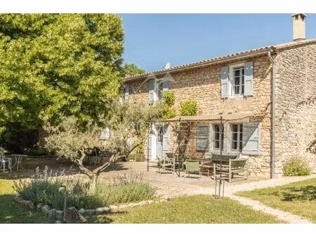 luxury 8 pièces farmhouse en location roussillon  france