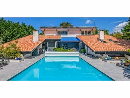 maison contemporaine avec piscine et jardin biscarrosse (40)