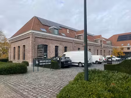 commercieel te huur in oudergem