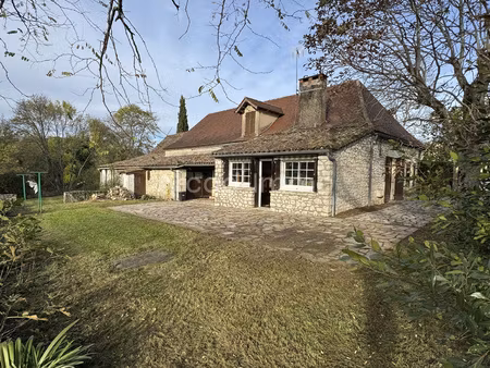 belle périgourdine avec charme et caractère sur 1780 m2  dan
