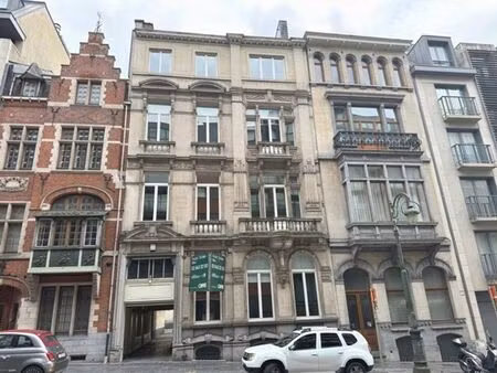 magnifique hôtel de maître de ±875m² de bureaux + 9p