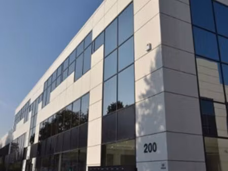 bureaux de 175m² à 500m² à louer!