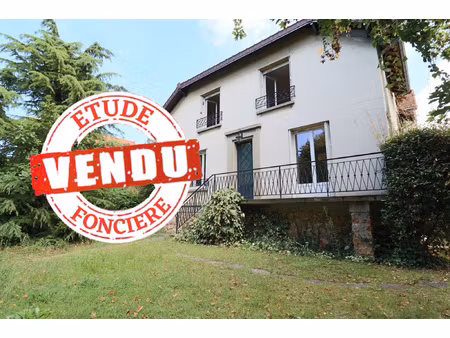 pavillon familial d'environ 140m2 sur le secteur recherché d