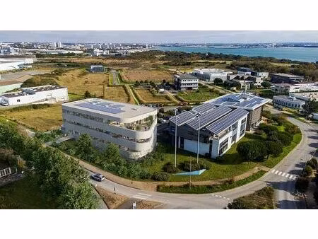 location bureau la rochelle 1 233 m²
