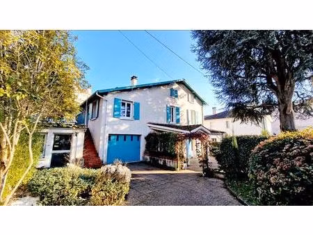 vente maison 8 pièces 168 m² cahors (46000)